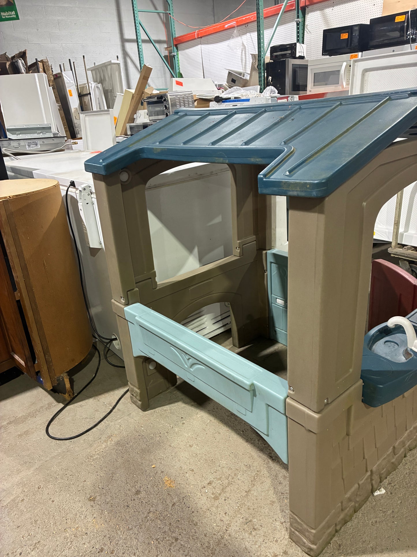 Step2 Neat & Tidy Playhouse