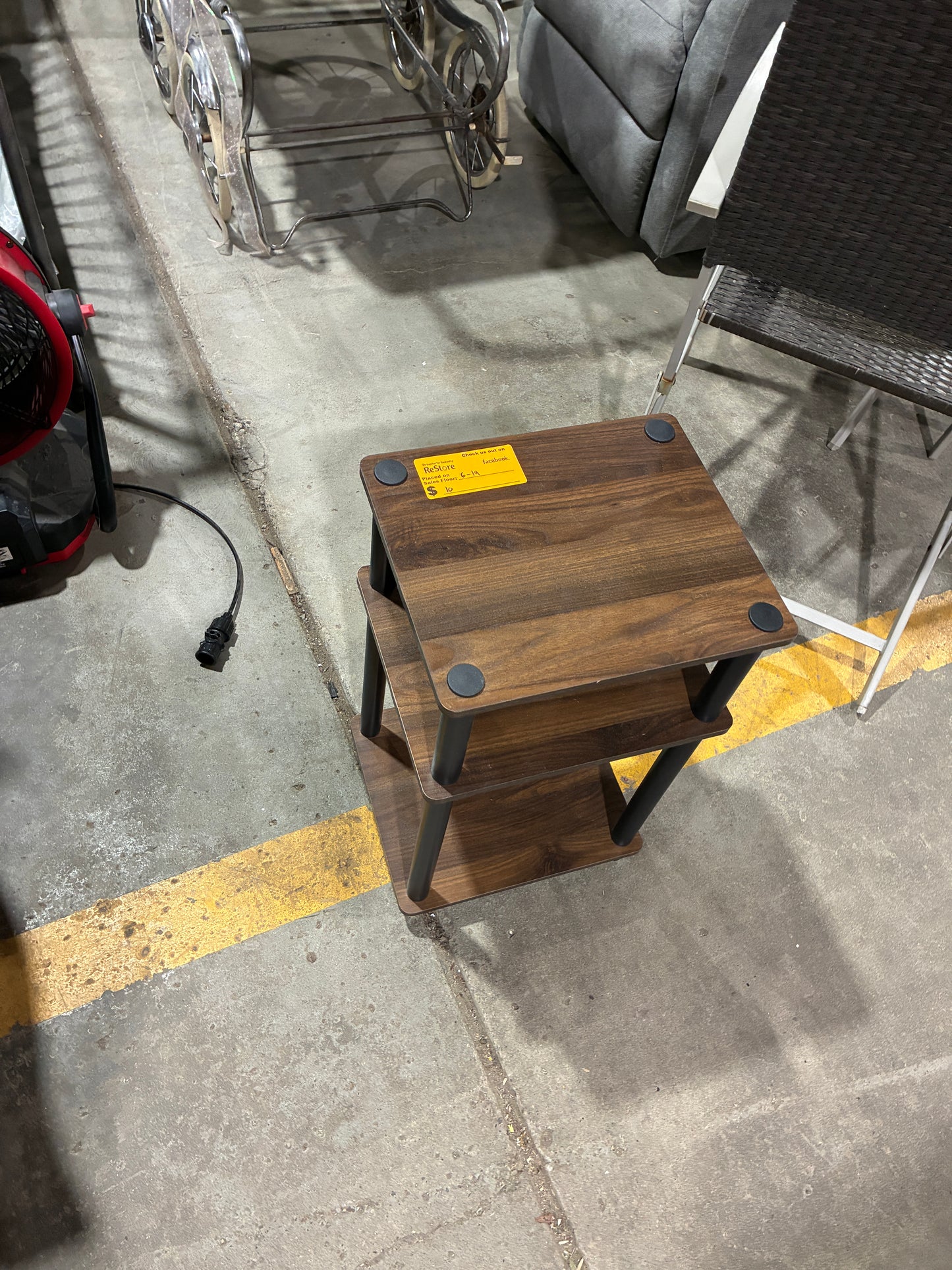 Dark Wood 3-Tier End Table