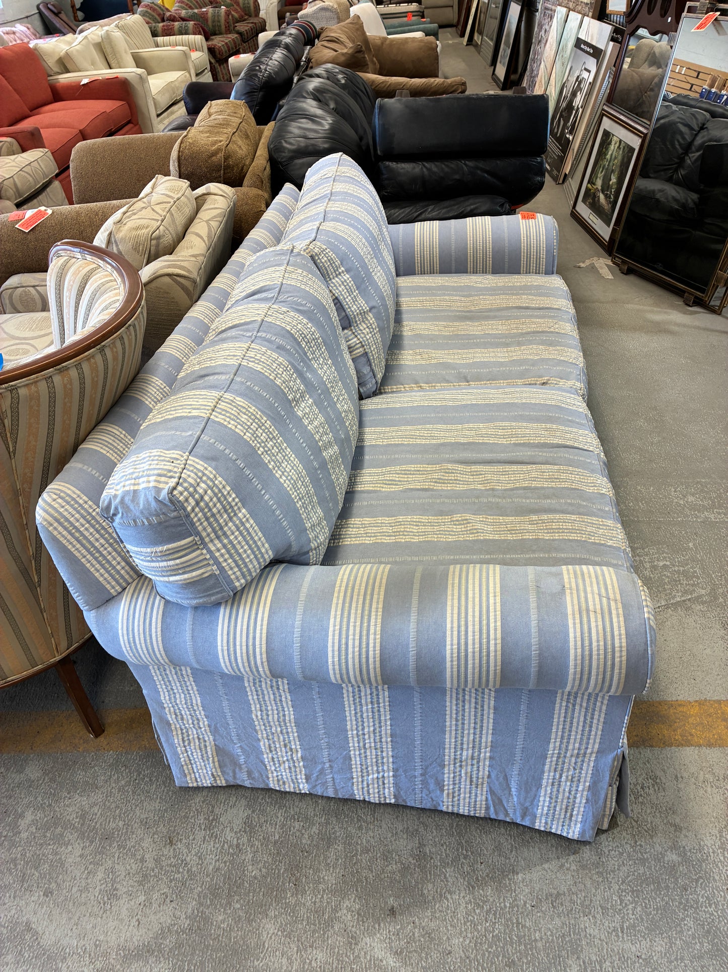 Home Gear Striped Loveseat by Lee Industries