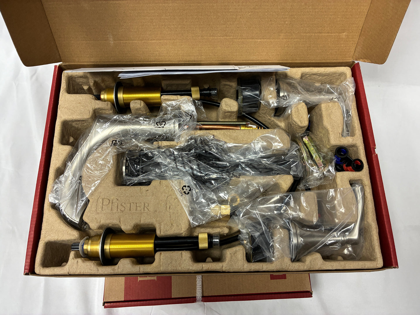 Pfister Woodbury 8"–20" Widespread Bathroom Faucet (Model LG49-WD0GS) – New in Box