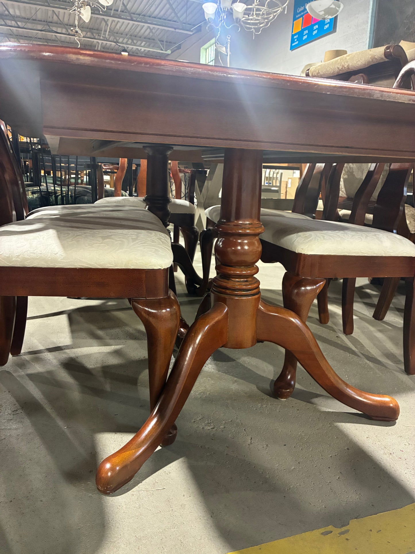 Thomasville Six-Chair Dining Set