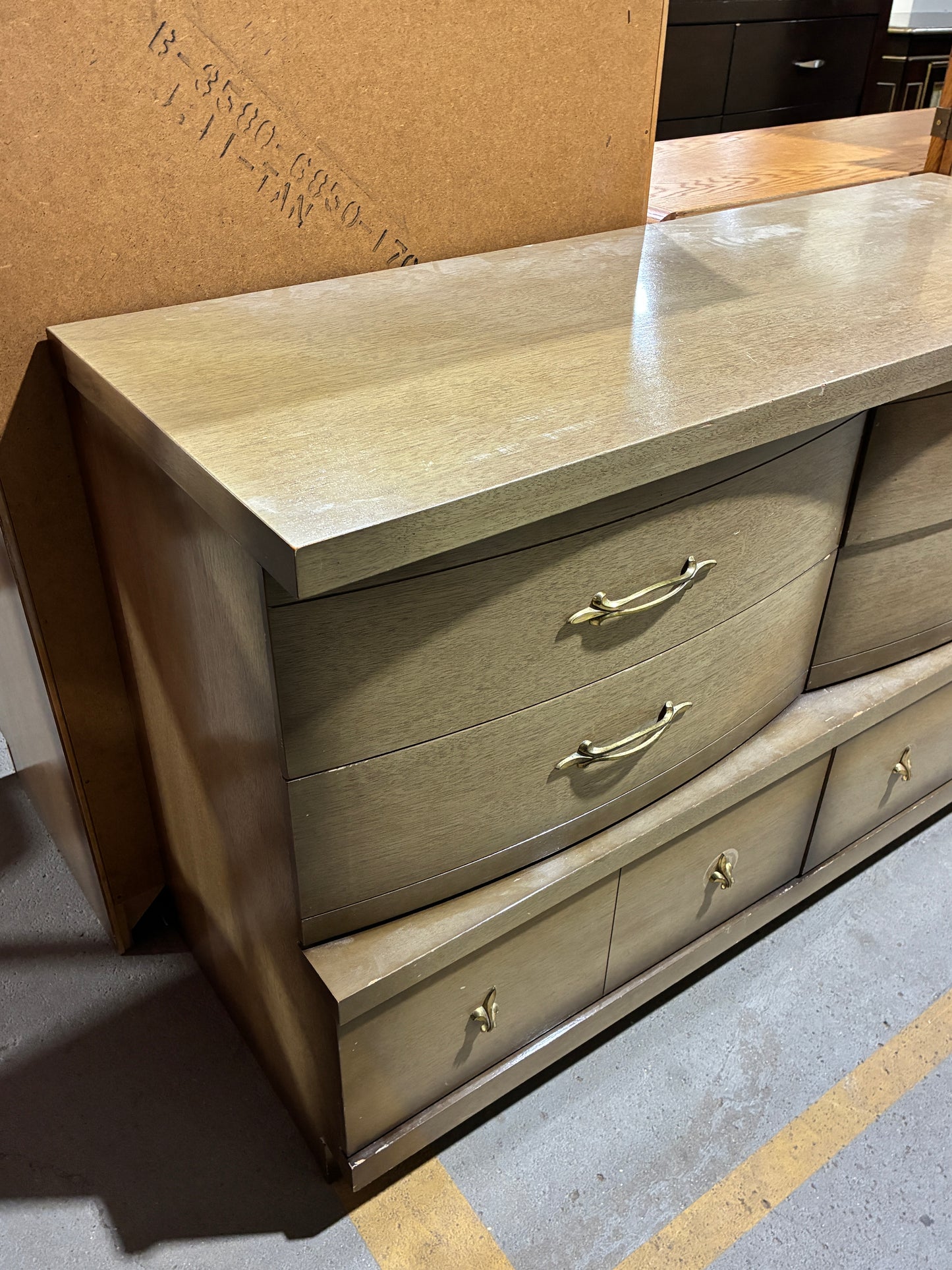 Bassett Furniture 6-Drawer Dresser