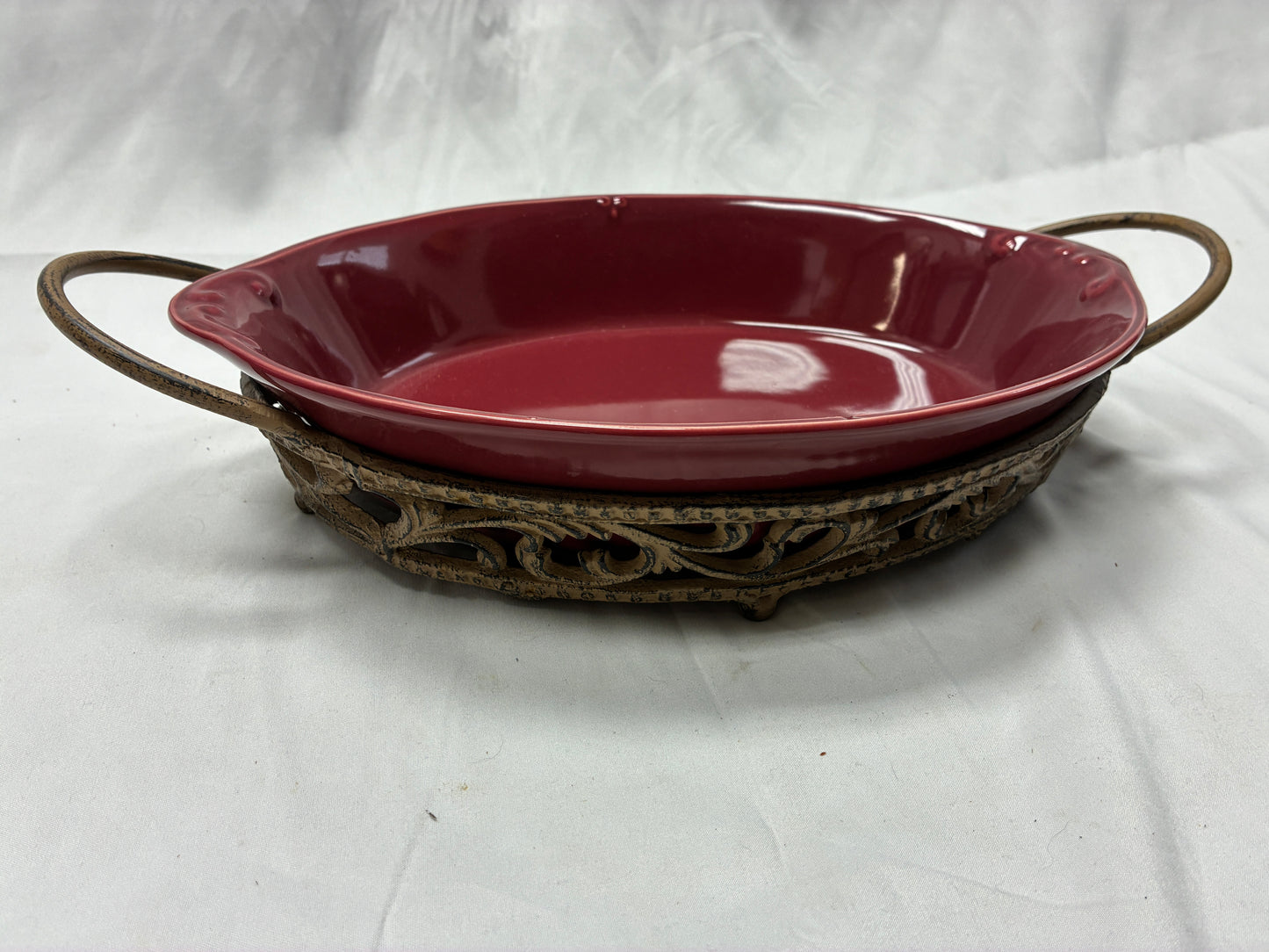 Better Homes and Gardens Oval Serving Dish with Metal Stand