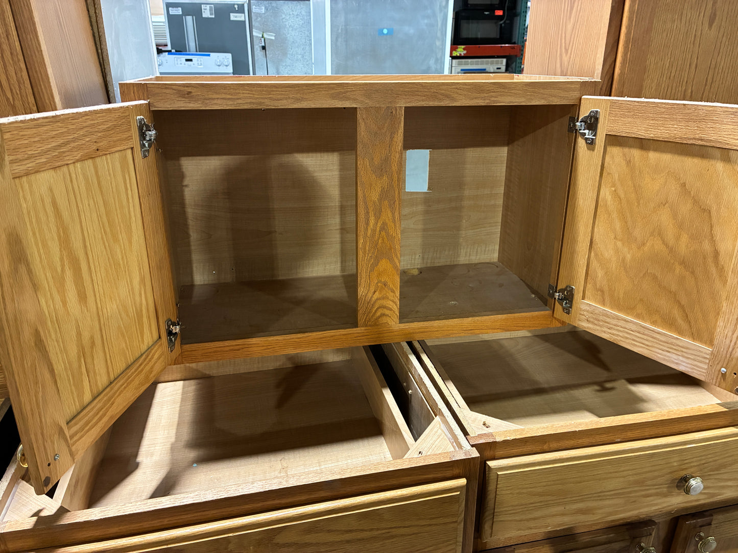 Merillat 6-Piece Oak Kitchen Cabinet Set