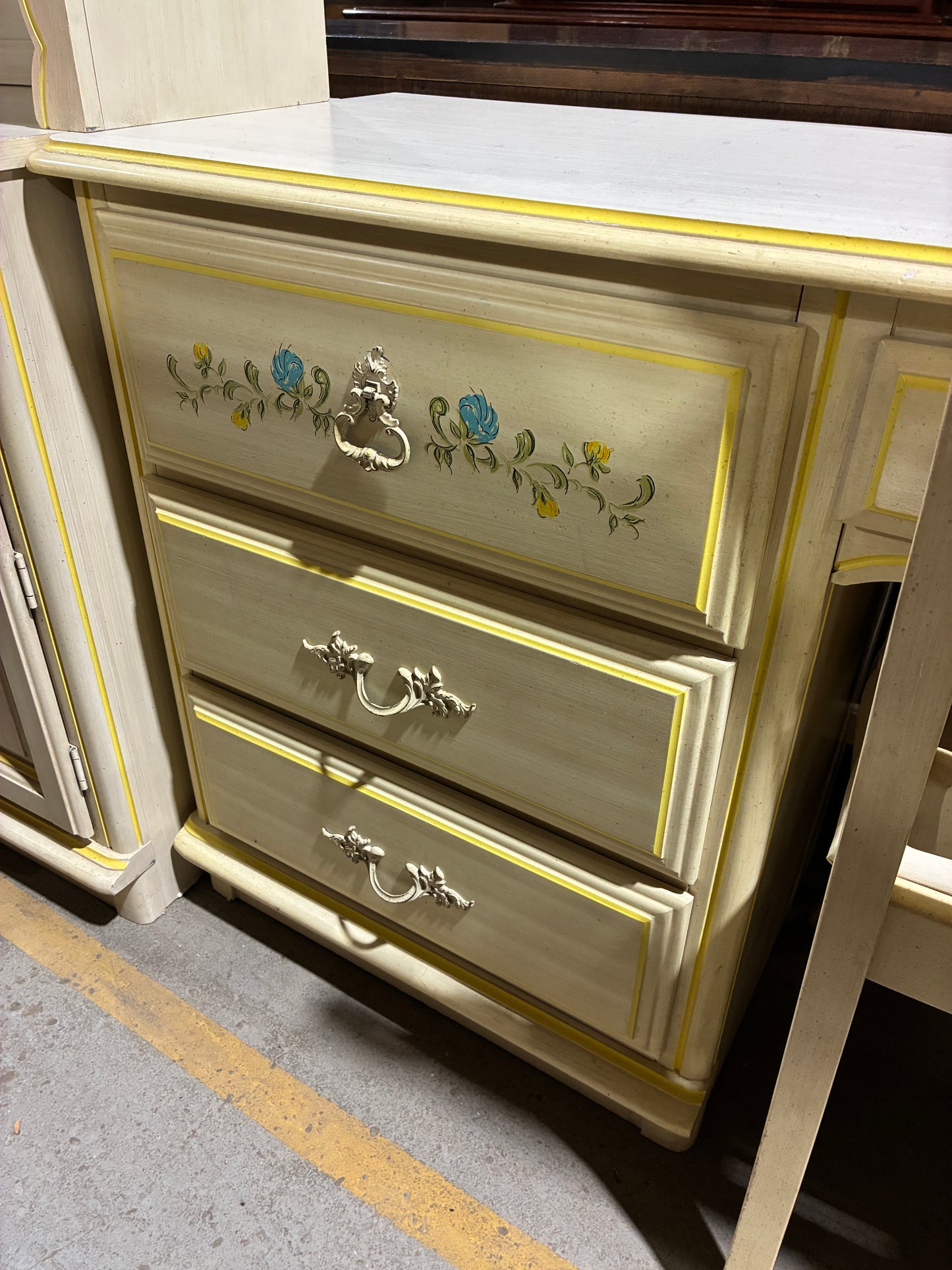 Henry Link Vintage Vanity Desk with Chair