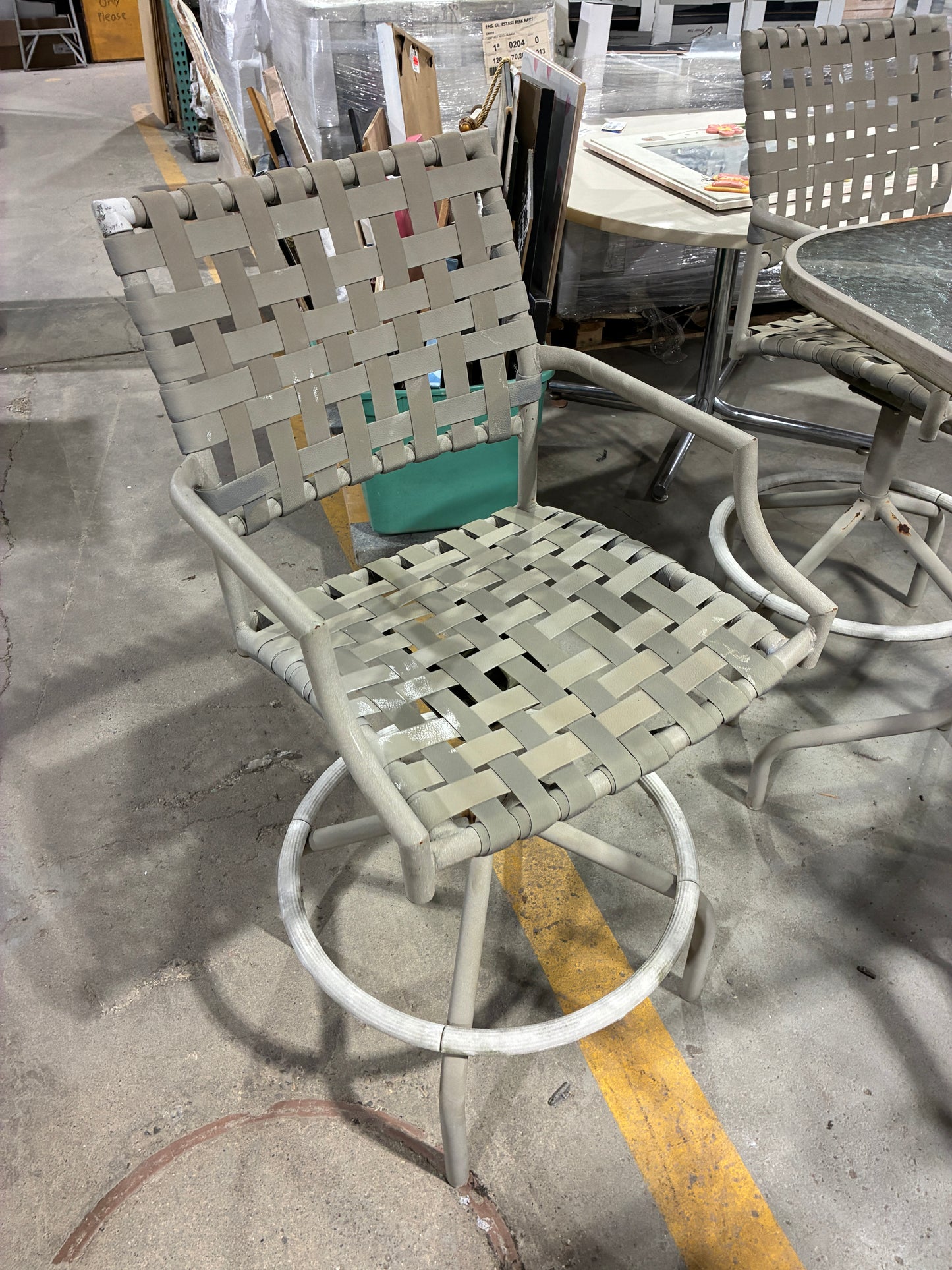 Outdoor Patio Dining Set with 4 Chairs
