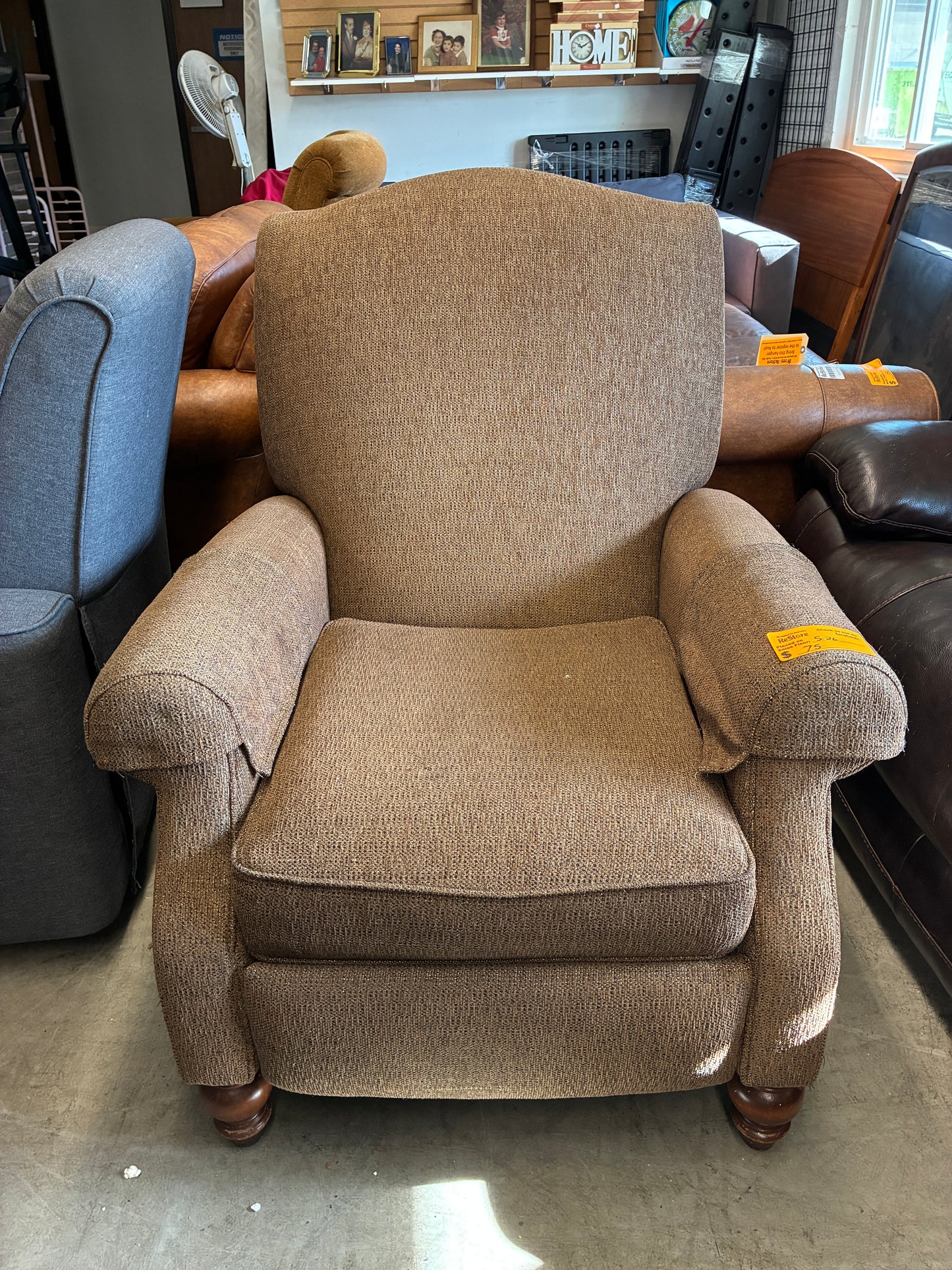 Traditional Upholstered Recliner Chair