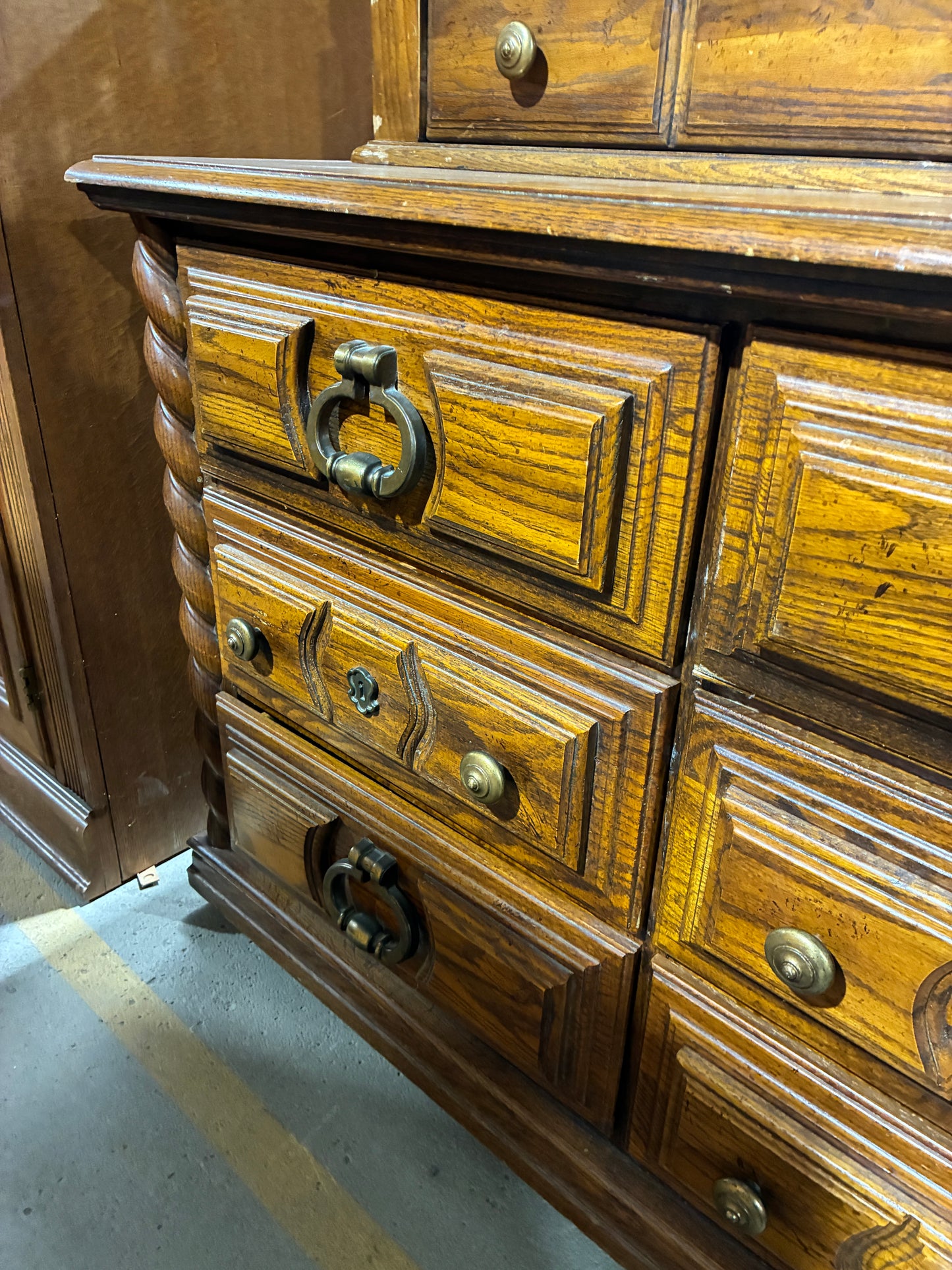 Vintage Lea Furniture Dresser with Mirror – Two-Piece Set