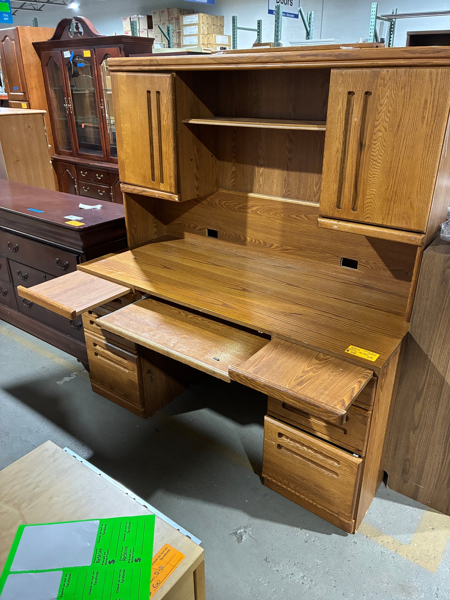Oak Executive Computer Desk with Hutch