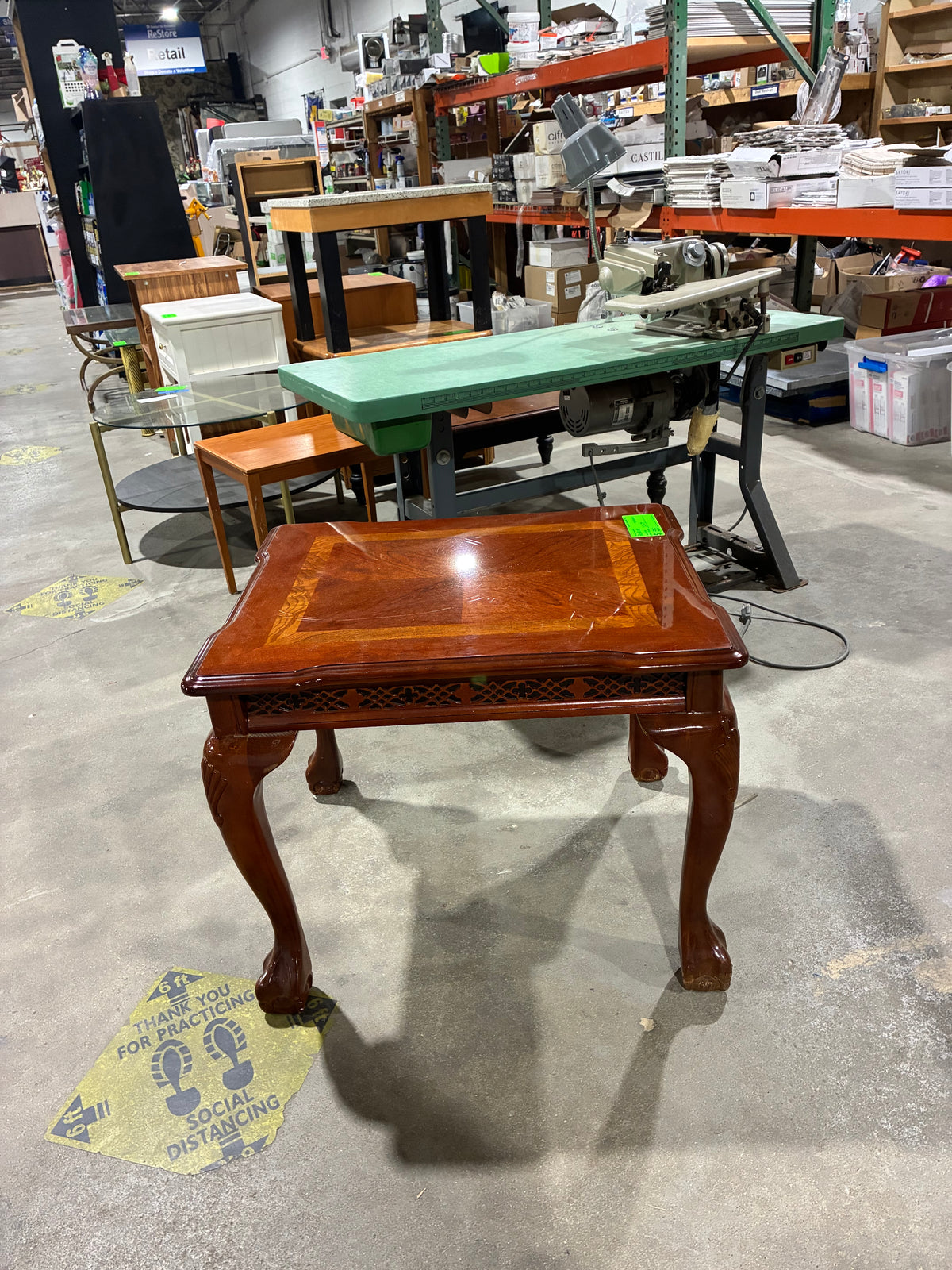 Traditional Cherry Wood Coffee Table with Decorative Inlay
