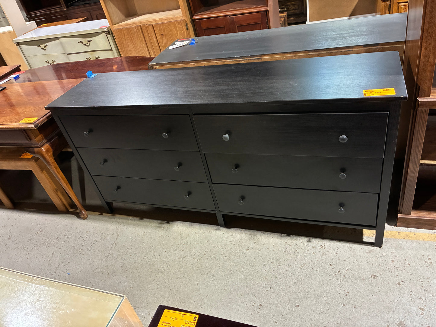 Black 6-Drawer Dresser