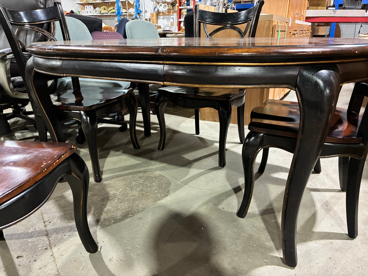 Round Extendable Dining Table Set with 4 Chairs