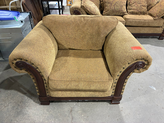 Simsbury Arm Chair in Luxor Mocha