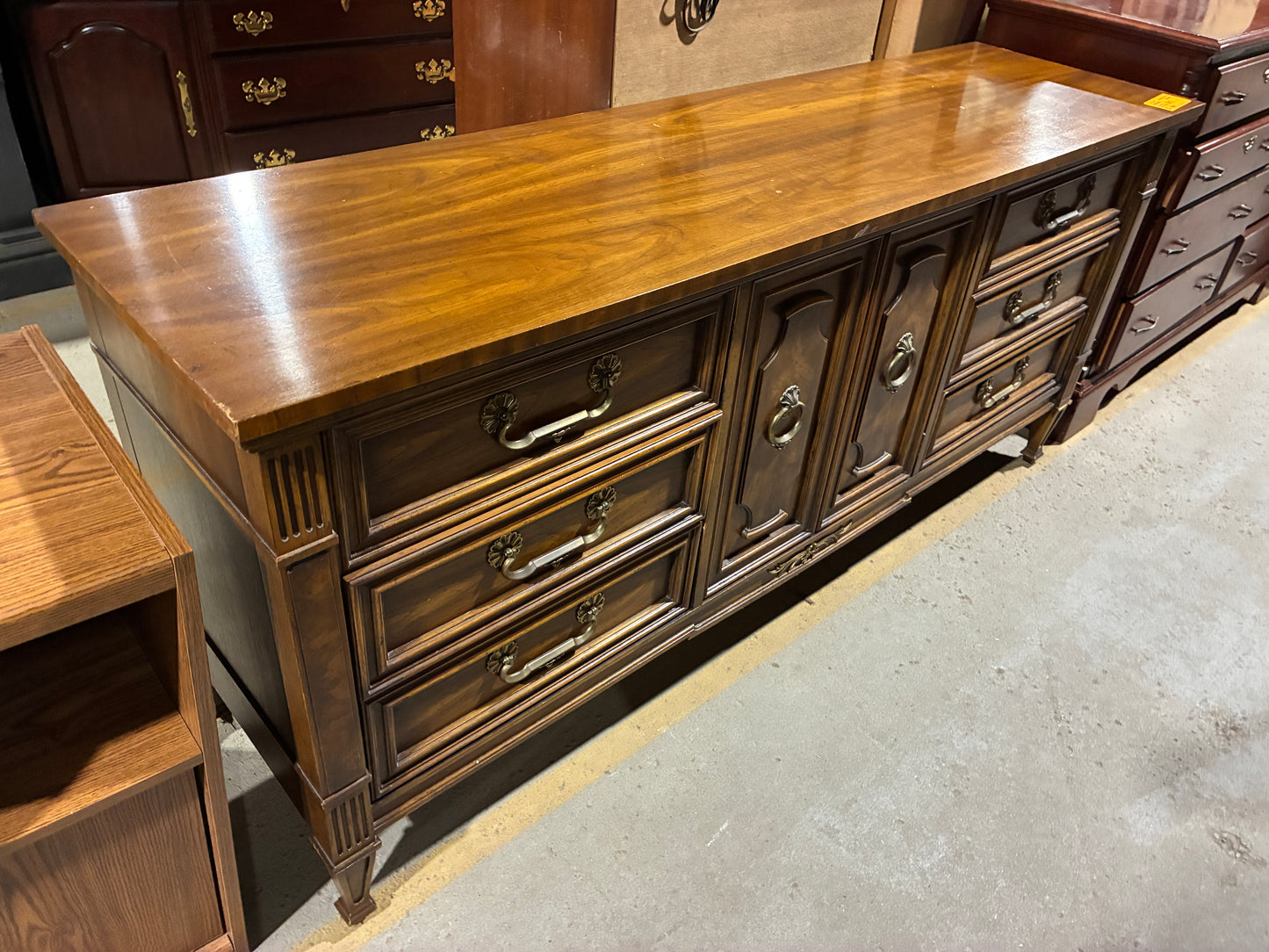 Traditional Wood Sideboard Buffet Cabinet