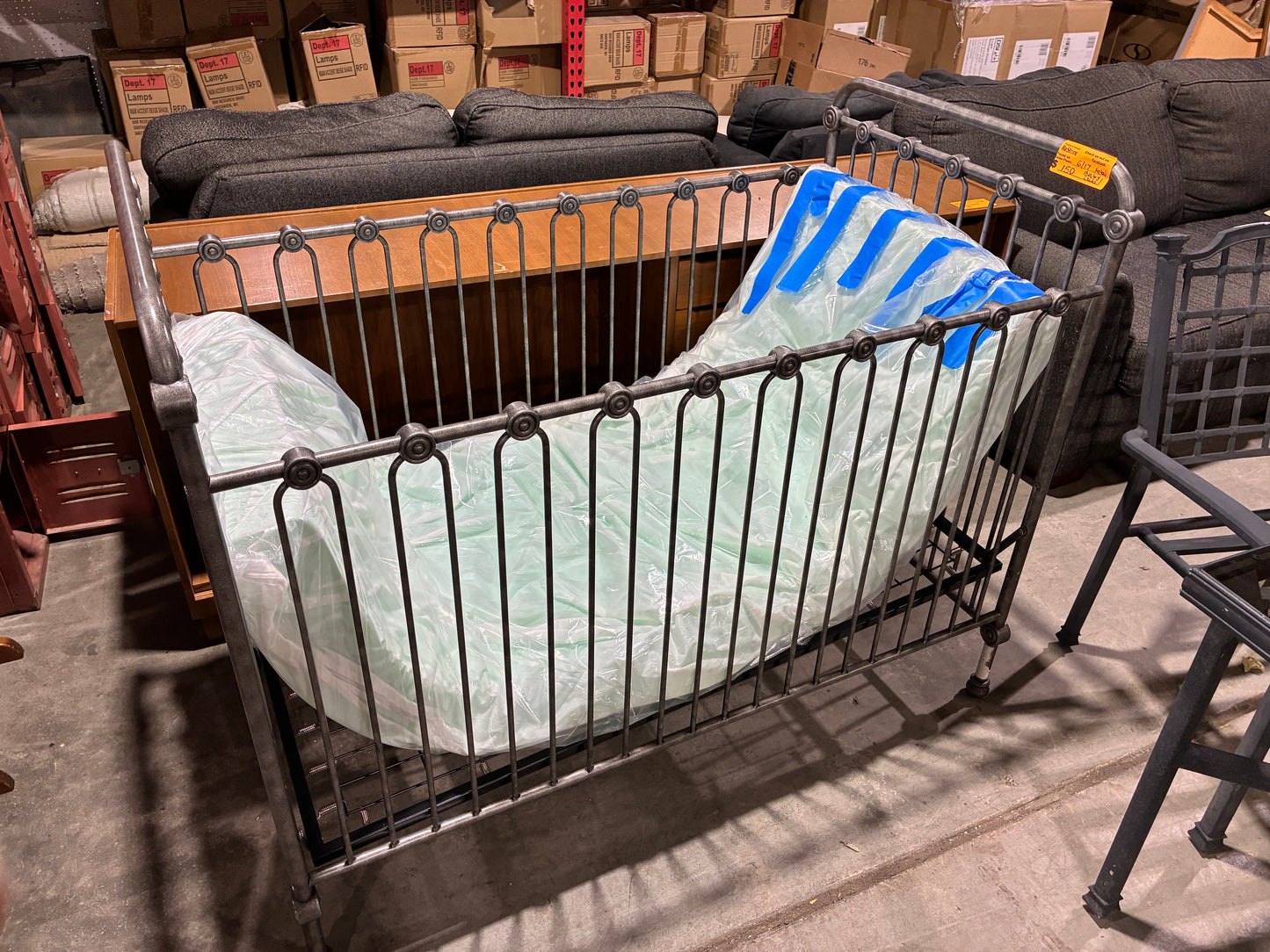 Industrial Metal Baby Crib with Mattress