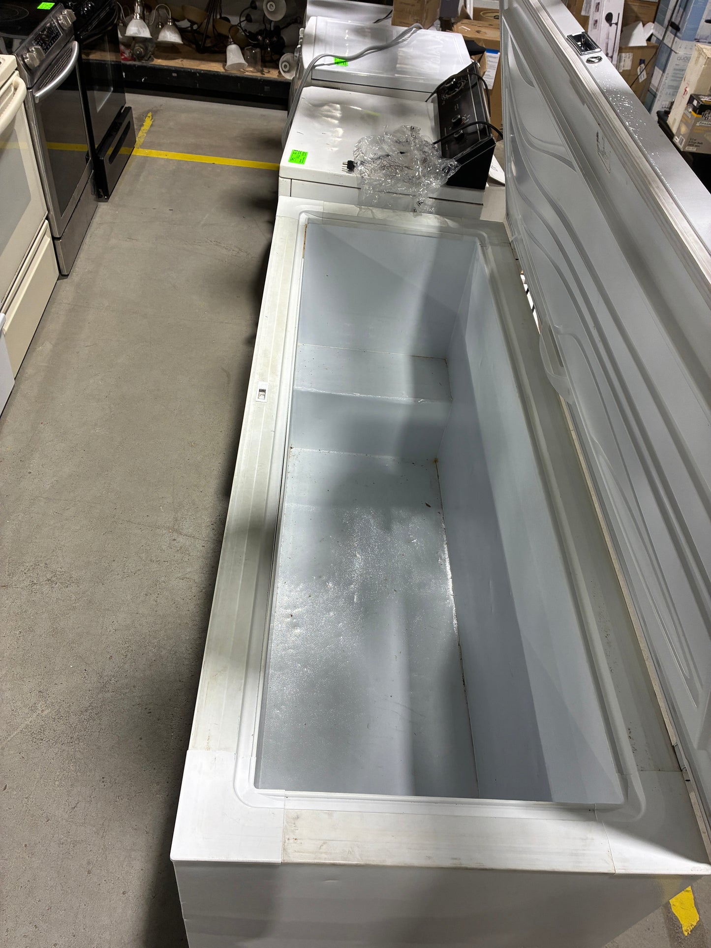 Kelvinator Commercial Chest Freezer
