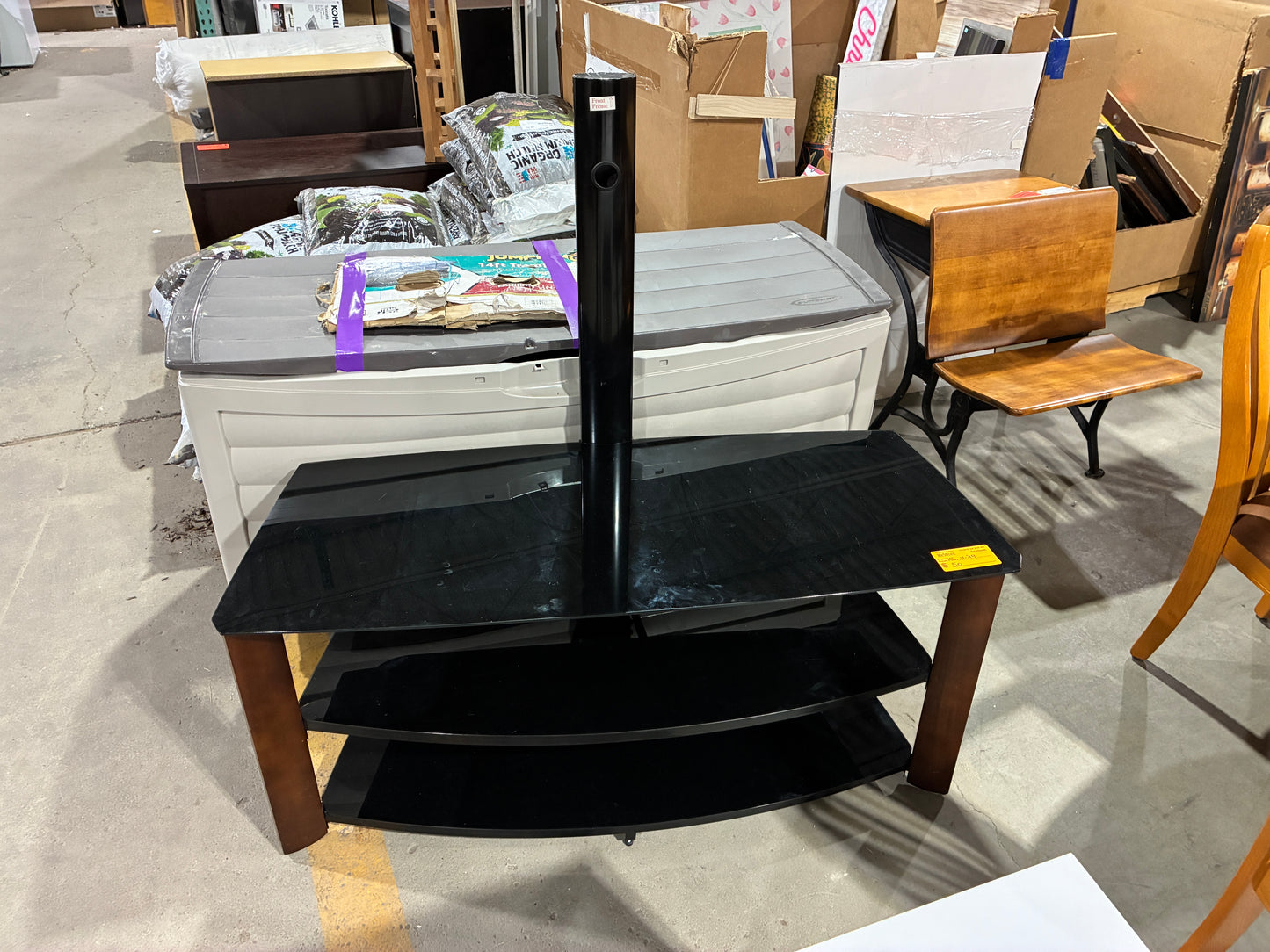 Modern TV Stand / Media Console with Mount