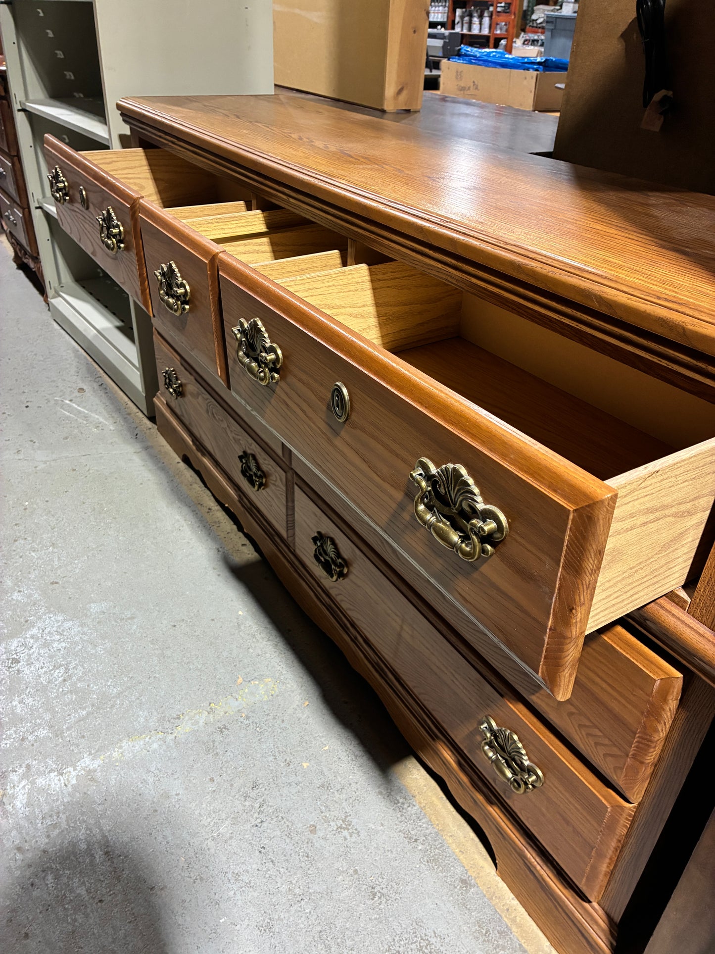 Traditional 7-Drawer Dresser with Brass Hardware