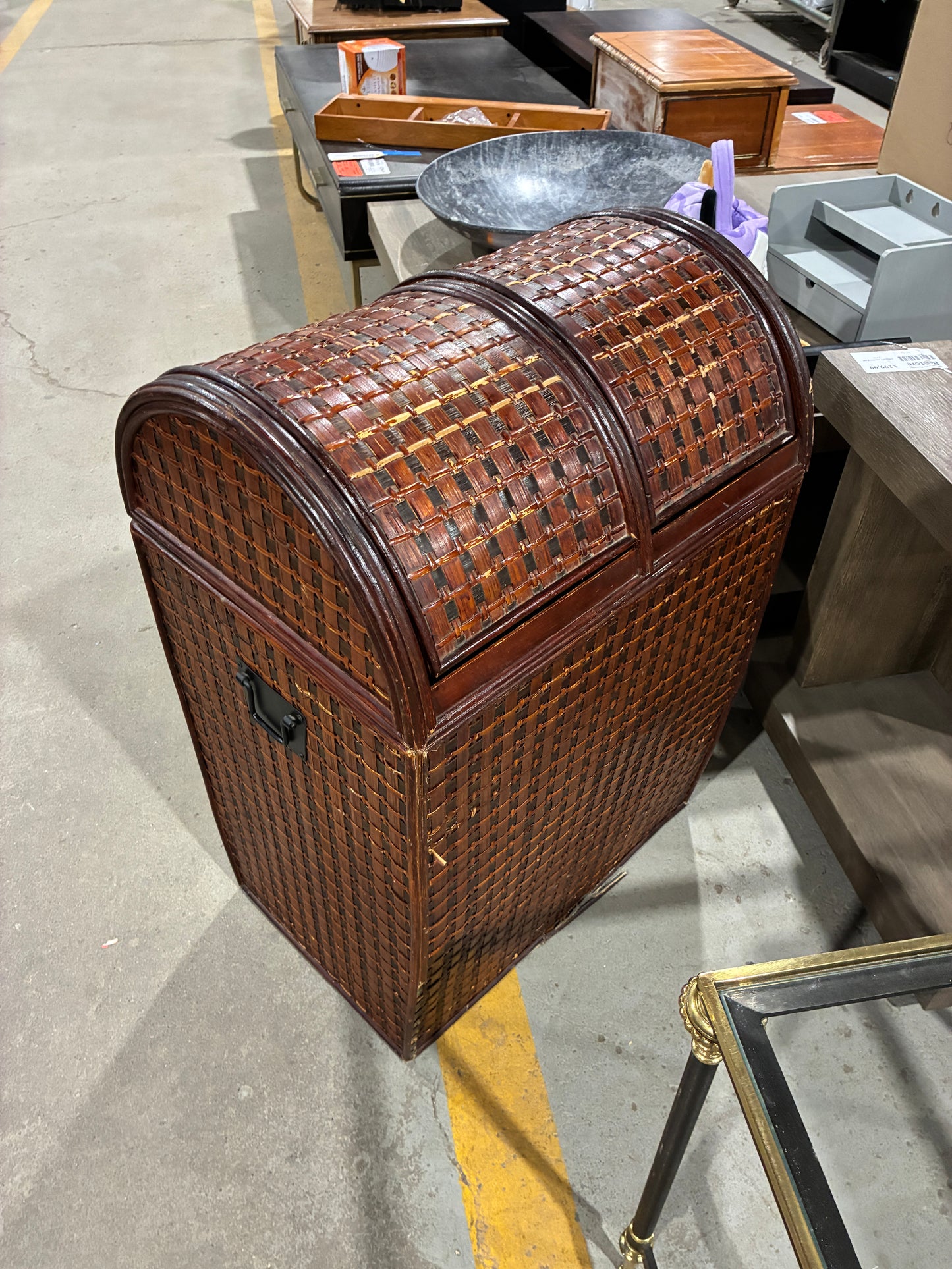 Woven Dual-Sided Laundry Hamper Cabinet