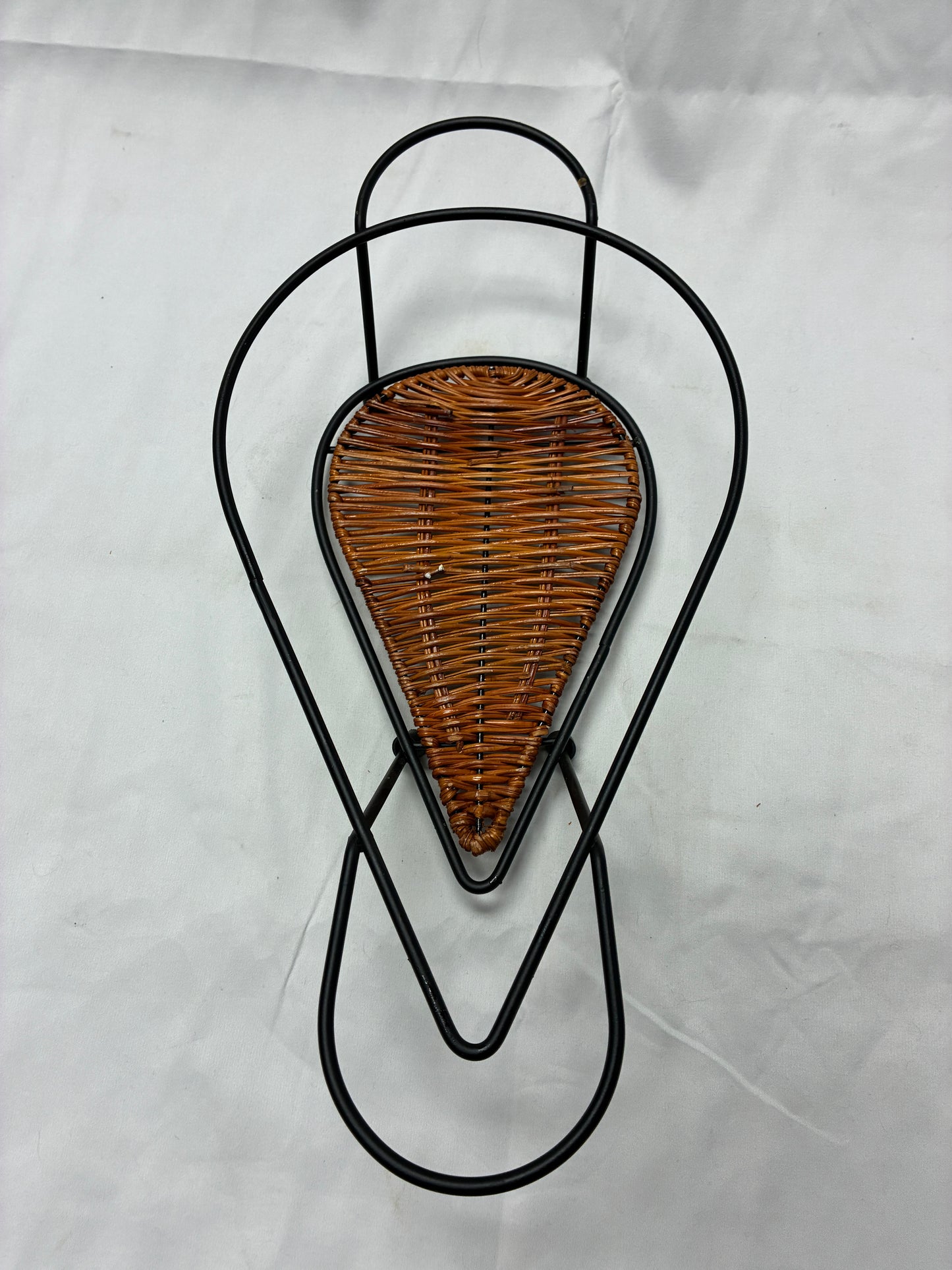 Temp-tations by Tara Ceramic Basket with Metal Stand #2