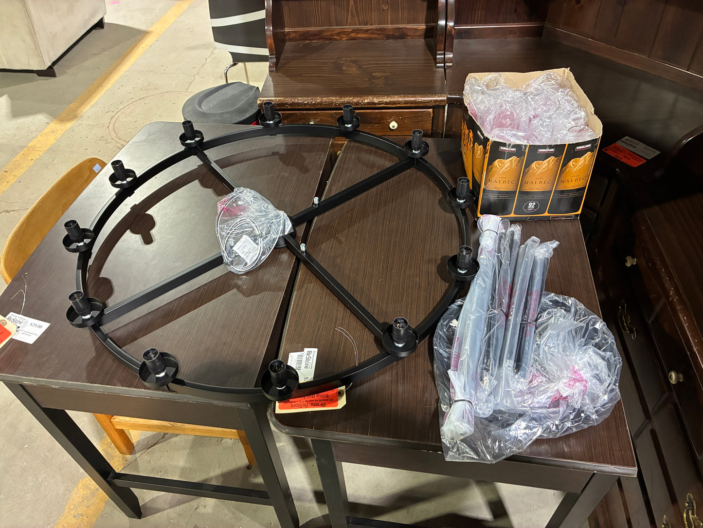 Modern 12-Light Black Metal Chandelier – Brand New (Complete Set)