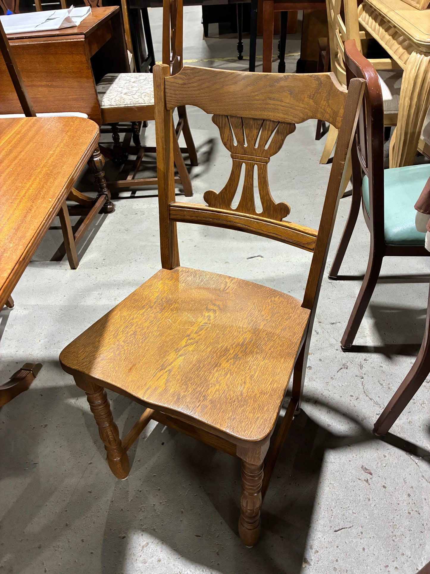 Vintage Wood Drop-Leaf Dining Table Set with 4 Chairs